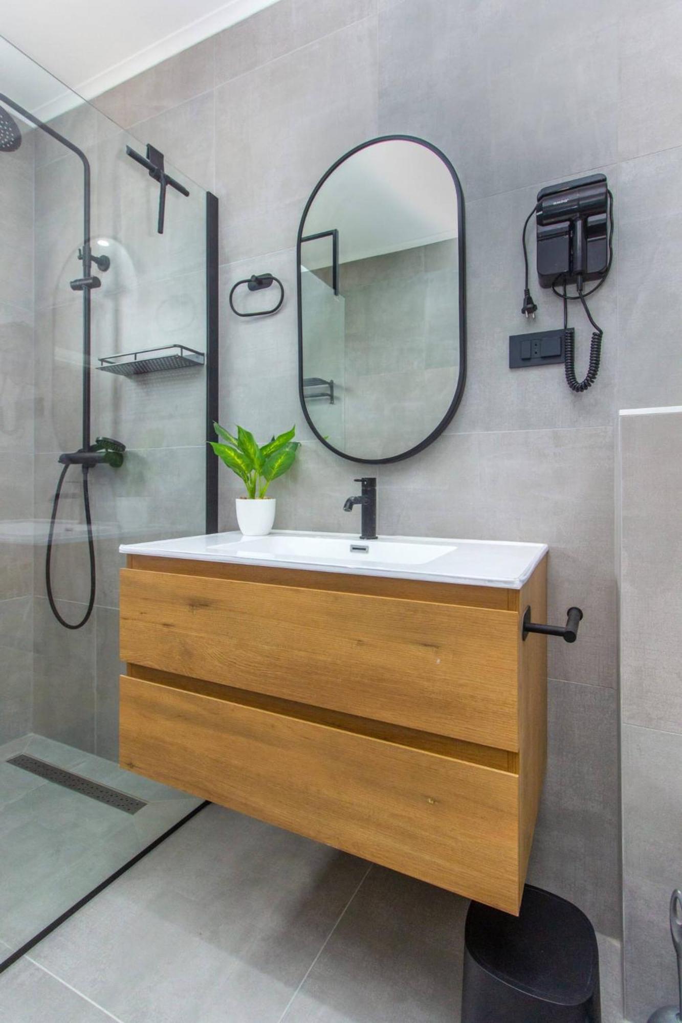 Apartments Alaga Трибунь Экстерьер фото