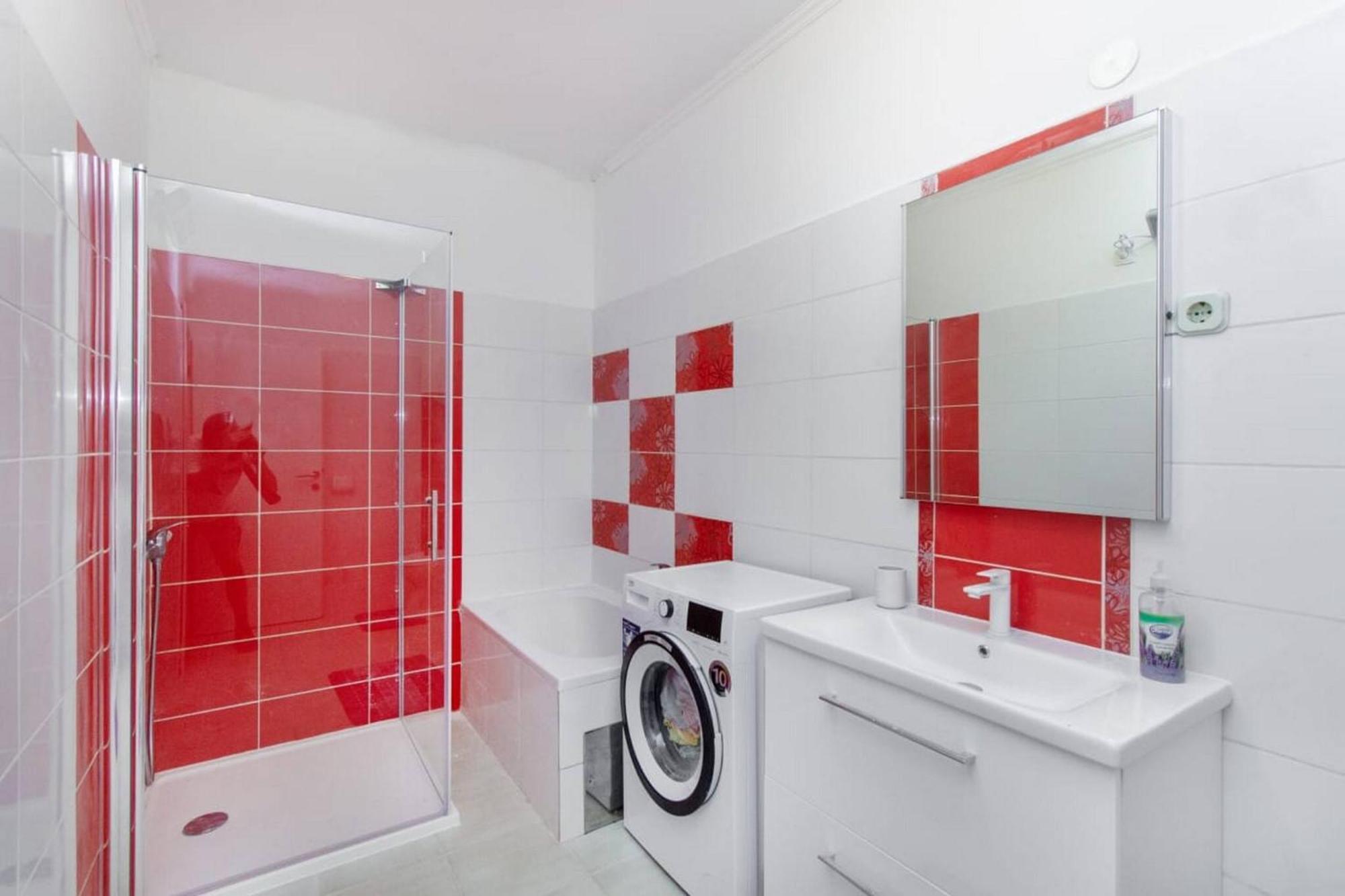 Apartments Alaga Трибунь Экстерьер фото