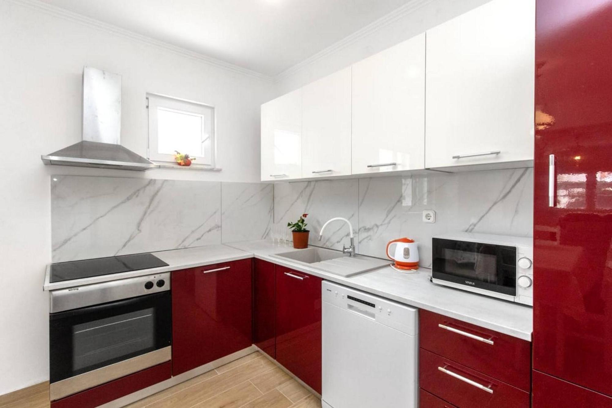 Apartments Alaga Трибунь Экстерьер фото
