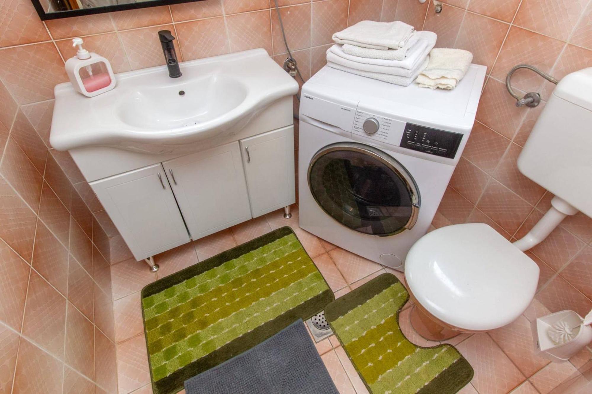 Apartments Alaga Трибунь Экстерьер фото